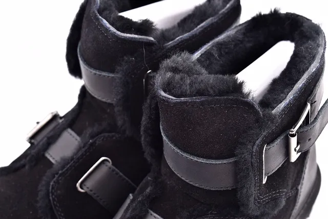 UGG Classic Mini Torque Black Snow Boots 11