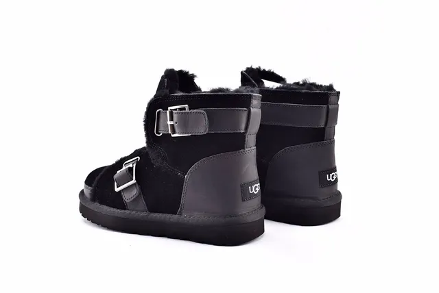 UGG Classic Mini Torque Black Snow Boots 14
