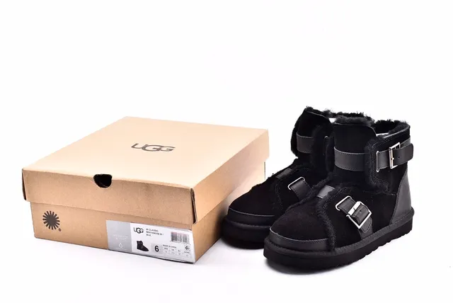 UGG Classic Mini Torque Black Snow Boots 15