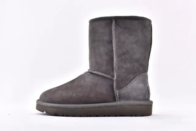 UGG Classic Short Charcoal Gray Suede Snow Boots 8