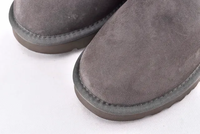 UGG Classic Short Charcoal Gray Suede Snow Boots 10