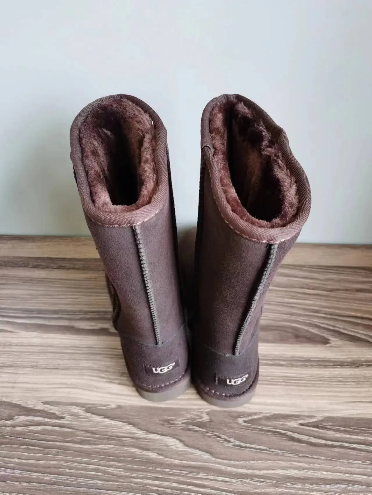 UGG Classic Tall Botas de rodilla de ante marrón 4