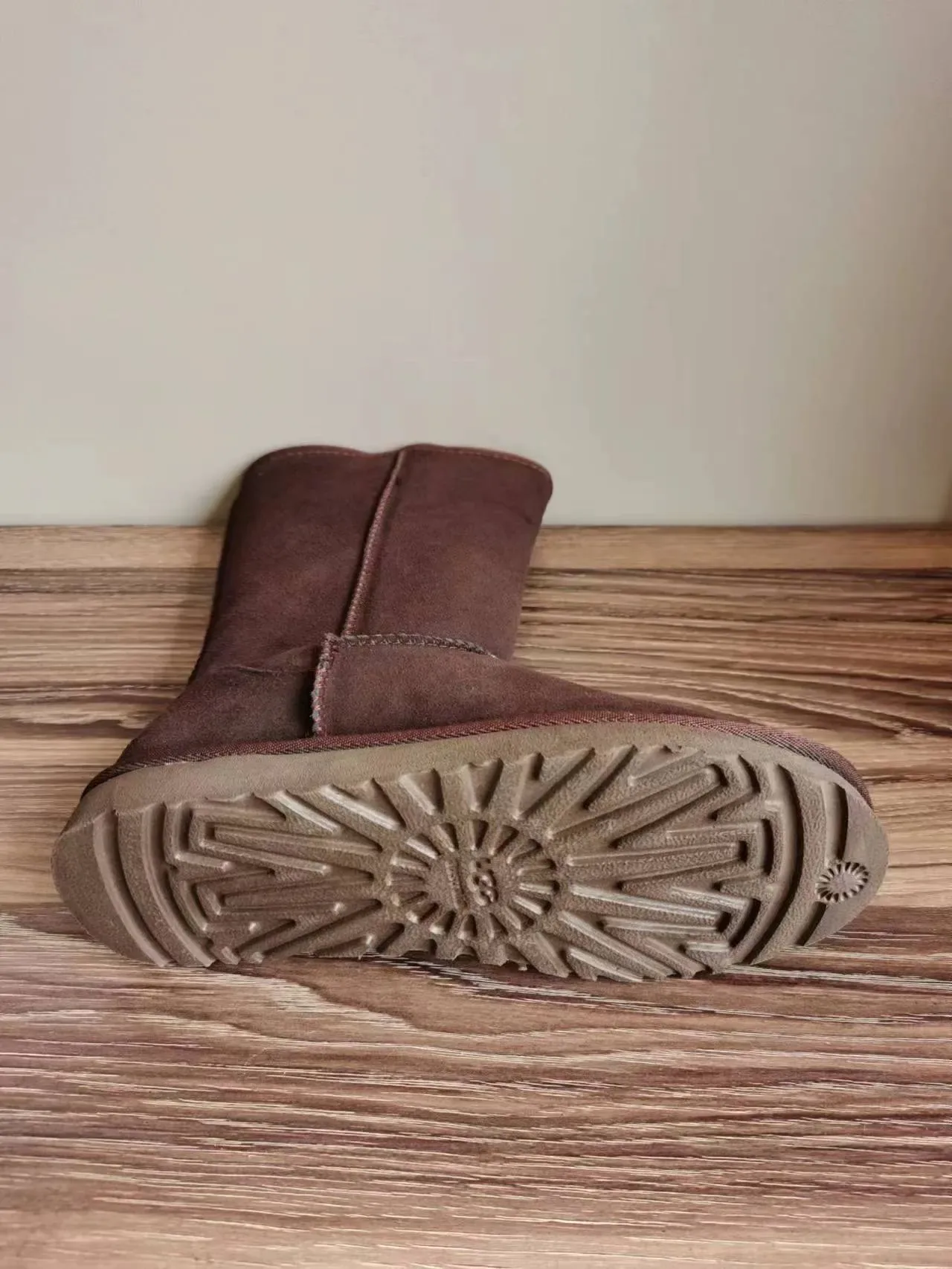 UGG Classic Tall Botas de rodilla de ante marrón 5