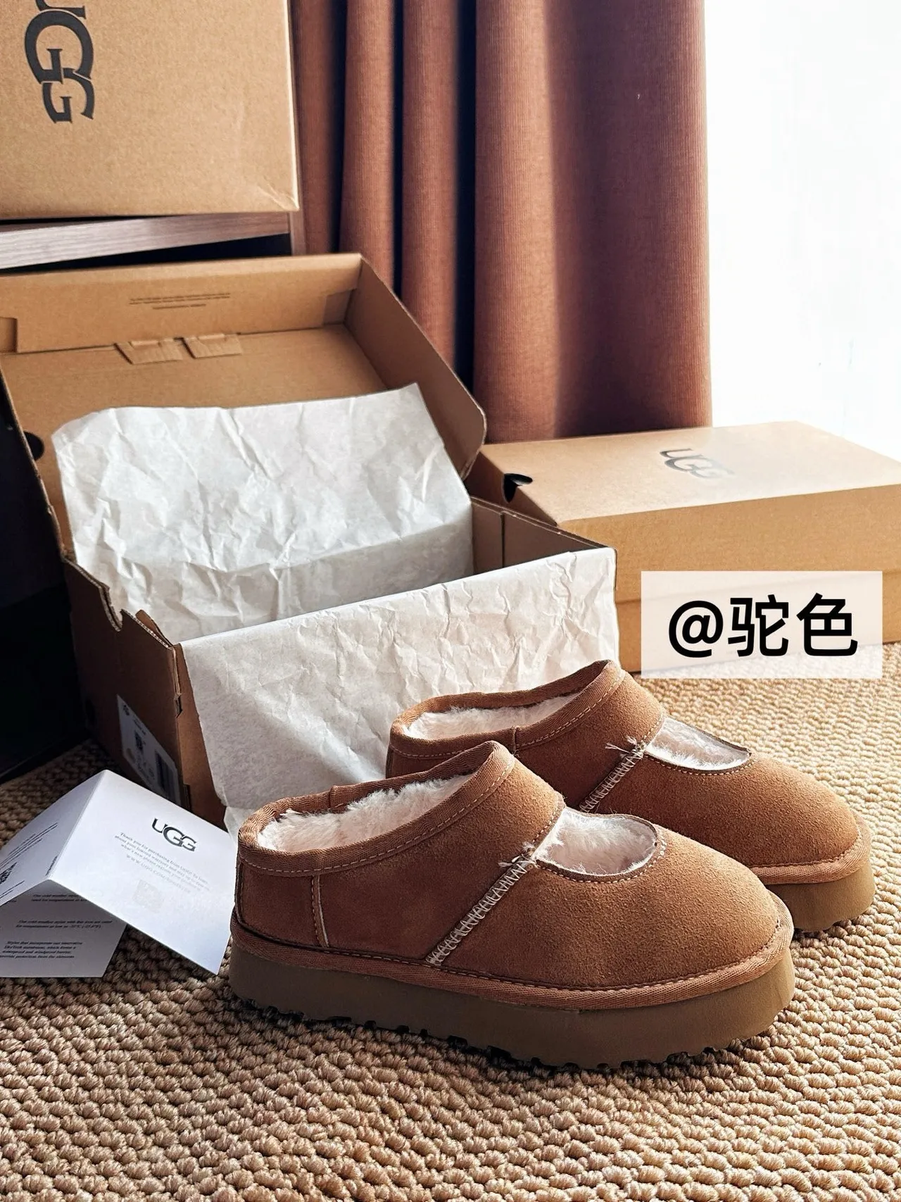 UGG Tasman 黑色米色 Suede Upper Shearling-Lined Mary Jane 鞋 4