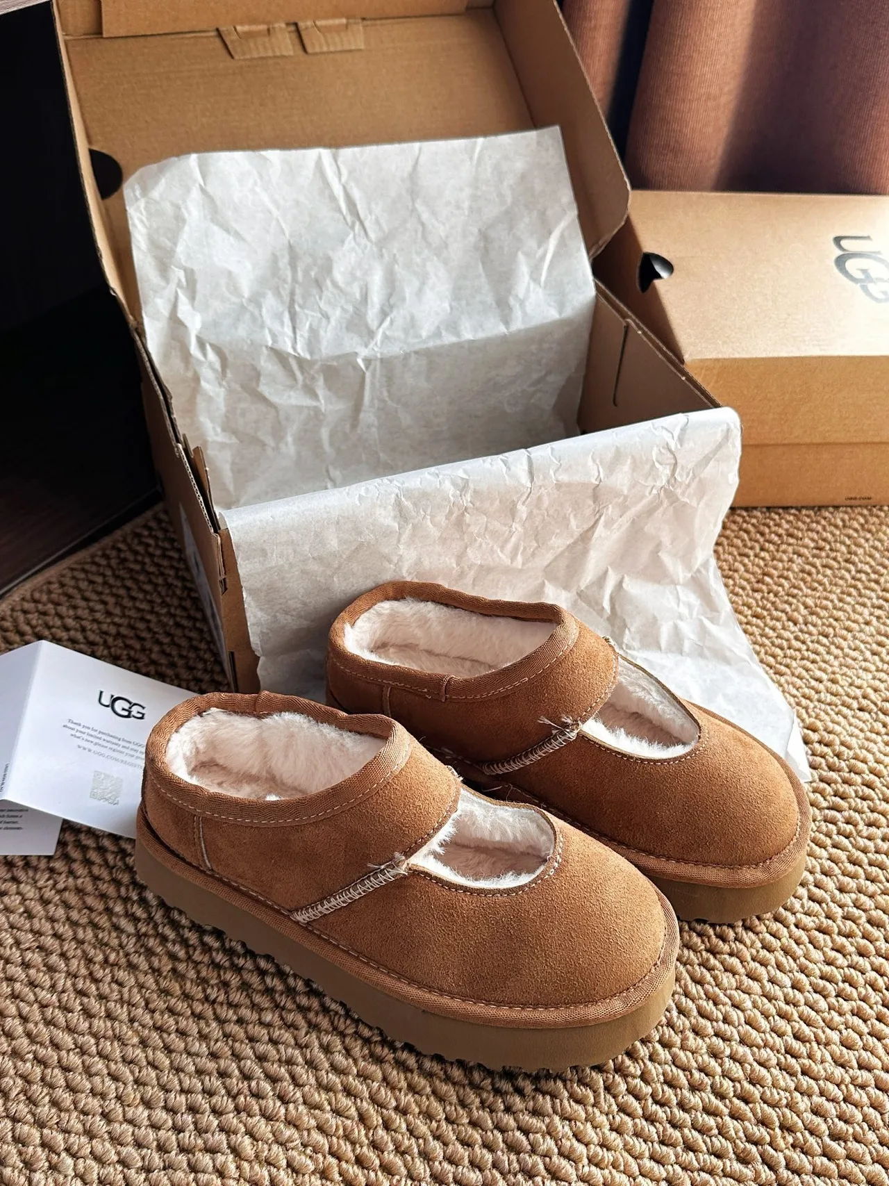 UGG Tasman 黑色米色 Suede Upper Shearling-Lined Mary Jane 鞋 7