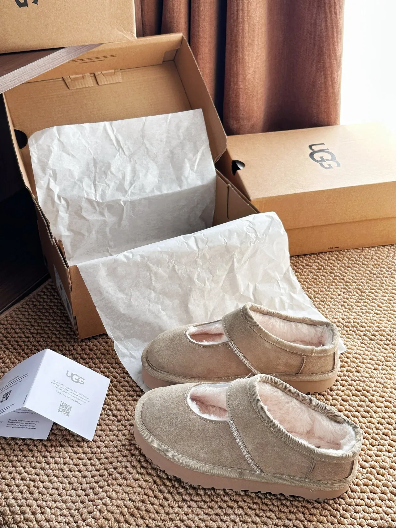 UGG Tasman 黑色米色 Suede Upper Shearling-Lined Mary Jane 鞋 23
