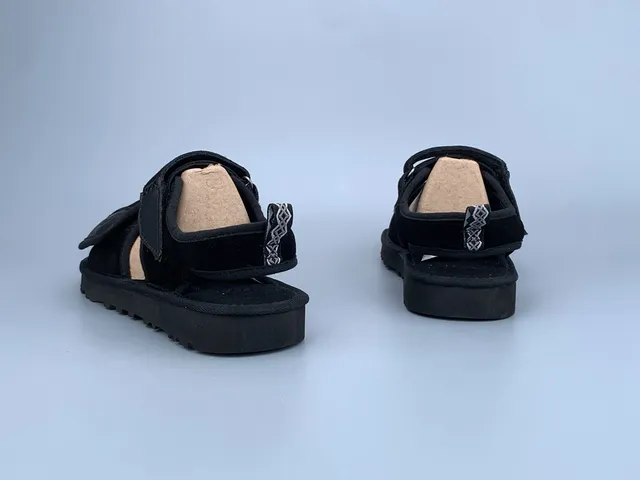 UGG Tasman Black Suede and Leather Casual Sandals 6