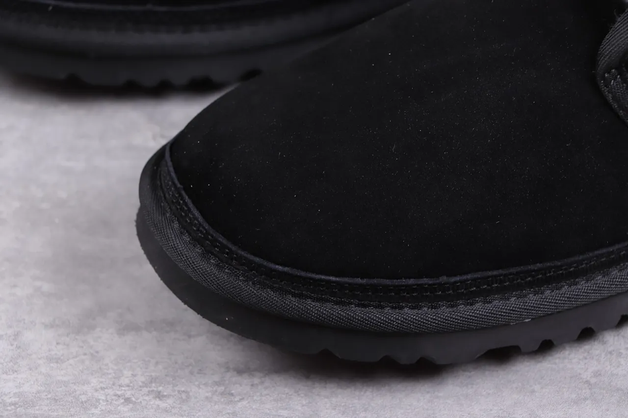 UGG टास्मान काला सुड शीयरलिंग-लाइन्ड लेस-अप स्नो बूट 4