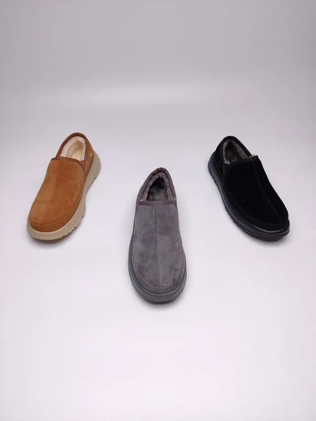 UGG تاسمان أحذية لفرز جلد سويدي أسود بدون لفافة 2