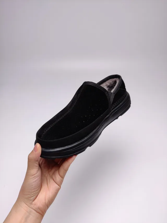 UGG تاسمان أحذية لفرز جلد سويدي أسود بدون لفافة 8