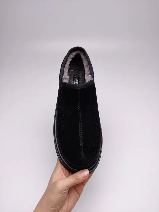UGG تاسمان أحذية لفرز جلد سويدي أسود بدون لفافة 11
