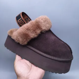 UGG Tasman Brown Beige Platform Sole Shearling-Trimmed Casual Shoes