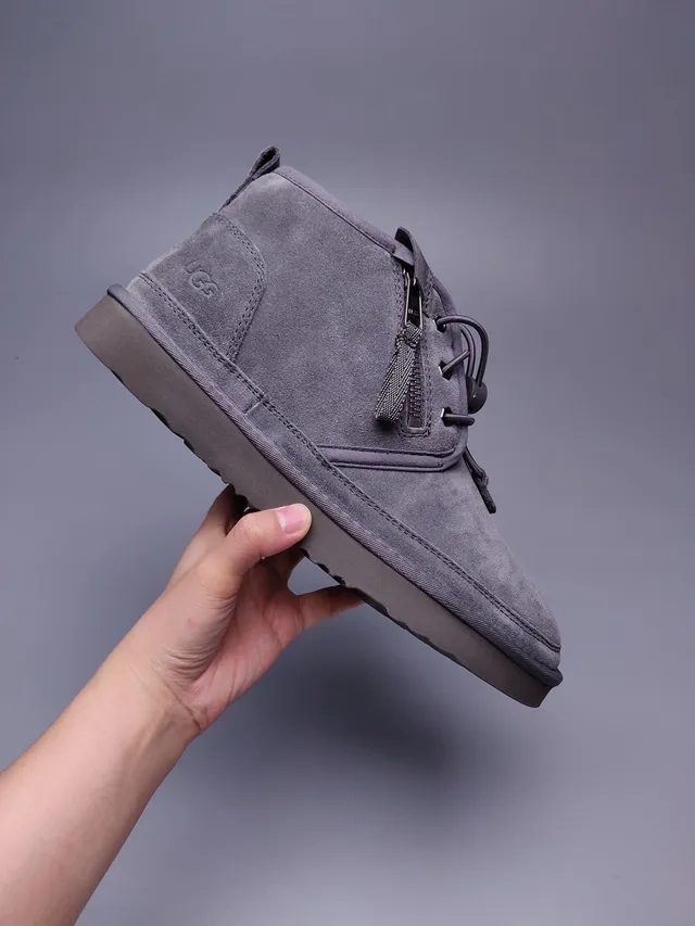 UGG Tasman 炭灰色麂皮踝靴 6