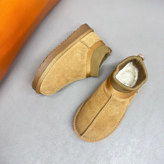 UGG Tasman 卡其色一脚蹬雪靴 13