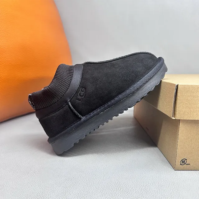 UGG Tasman 卡其色一脚蹬雪靴 20