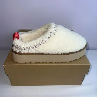UGG Tasman 白色红色羊毛鞋面 平台鞋底 休闲鞋