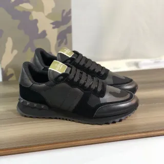 Valentino Negro y Gris Rockstud-Tachonado Mediasuela Paneles Camuflaje Lifestyle Sneakers