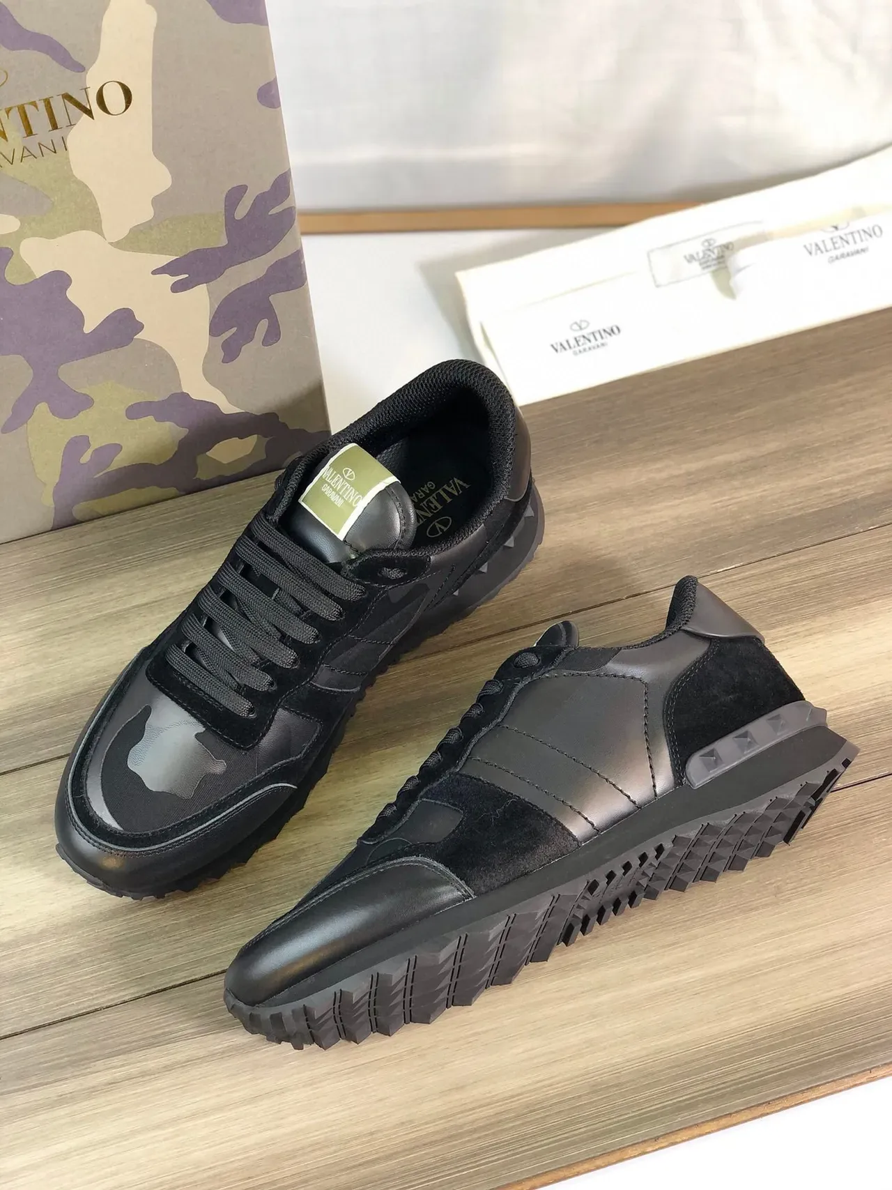 Valentino Black Gray Rockstud-Studded Midsole Camouflage Paneling Lifestyle Sneakers 5