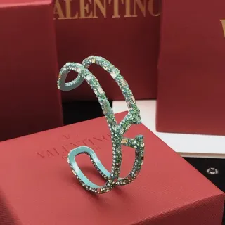 Valentino নীল সবুজ খোলা কাফ Pavé ক্রিস্টাল এনক্রাস্টেড ব্রেসলেট