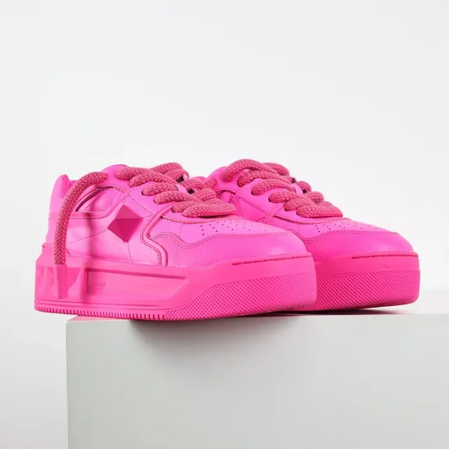 Valentino Rockstud Tênis Lifestyle Rosa Monocromático Studs Pirâmide 3