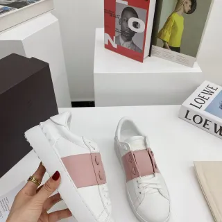 Valentino Rockstud Tira Branca e Rosa Tênis Lifestyle