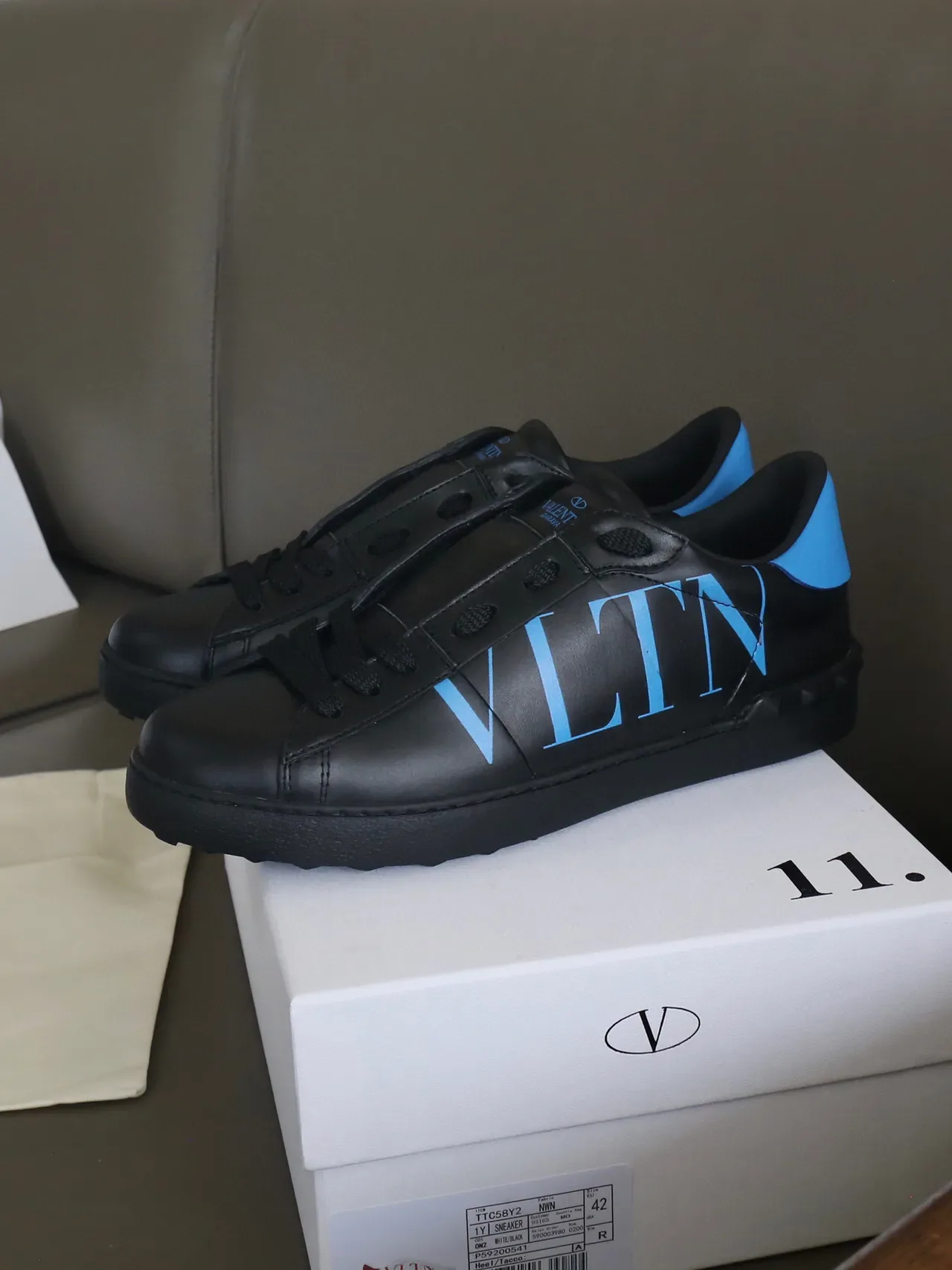 Valentino VLTN Black and Blue Leather Lifestyle Sneakers 9