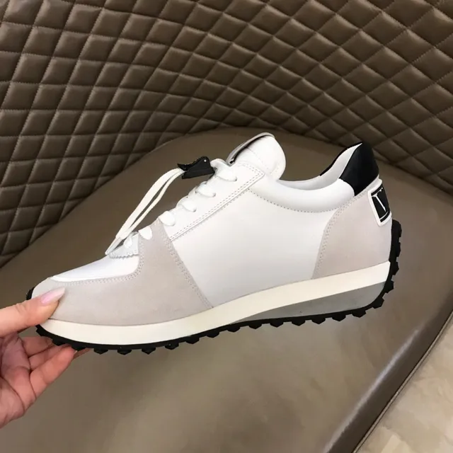 Valentino VLTN Blanc Beige Low-Top Sneakers Lifestyle en Matériau Mixte 3