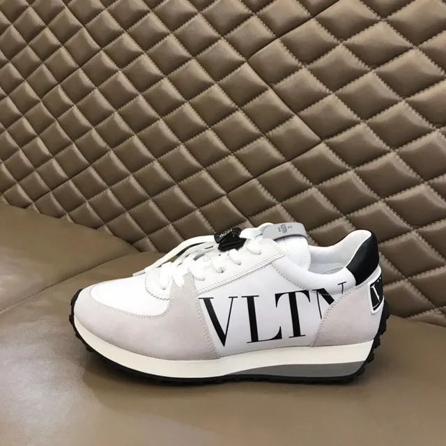 Valentino VLTN Blanc Beige Low-Top Sneakers Lifestyle en Matériau Mixte 5