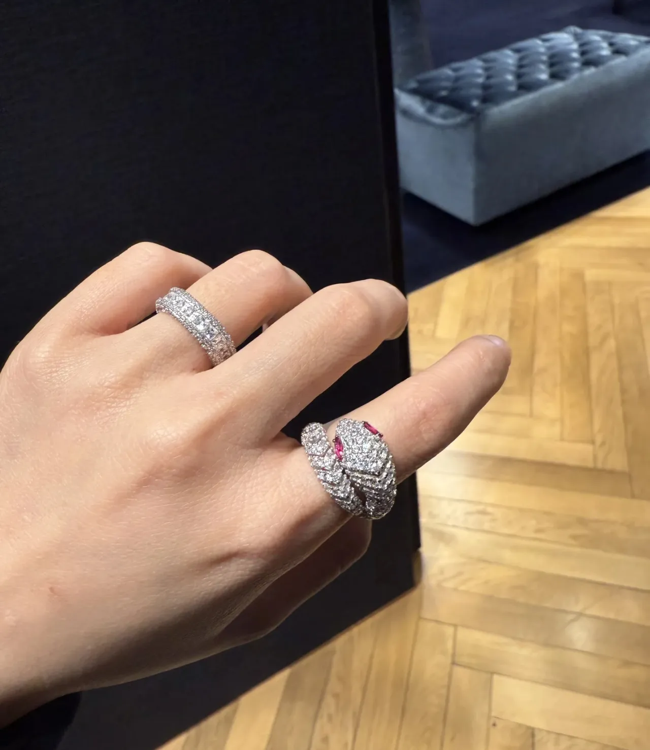 Van Cleef & Arpels Silver Red Coiled Serpent Motif Pavé-Set Diamonds Ring 2