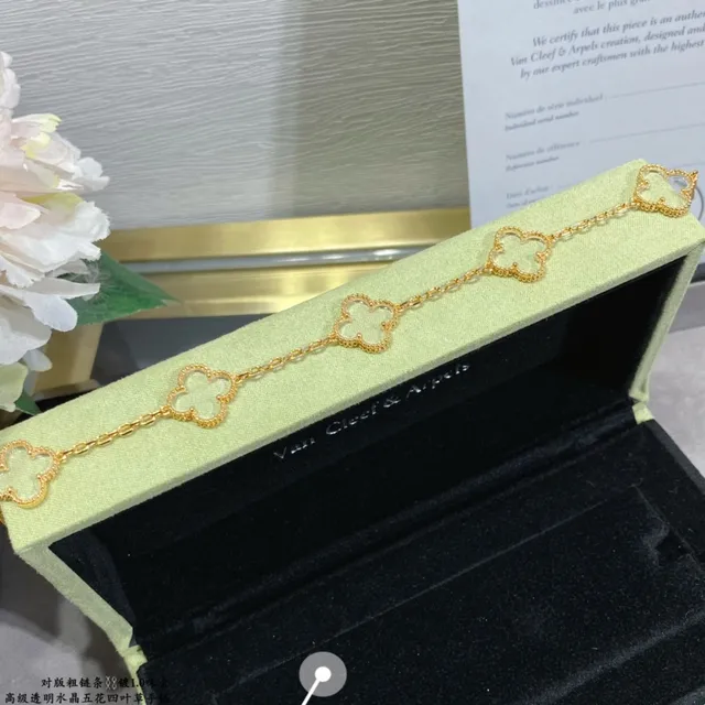 Van Cleef & Arpels Alhambra Cinco Motivos Oro y Cristal Pulsera 5