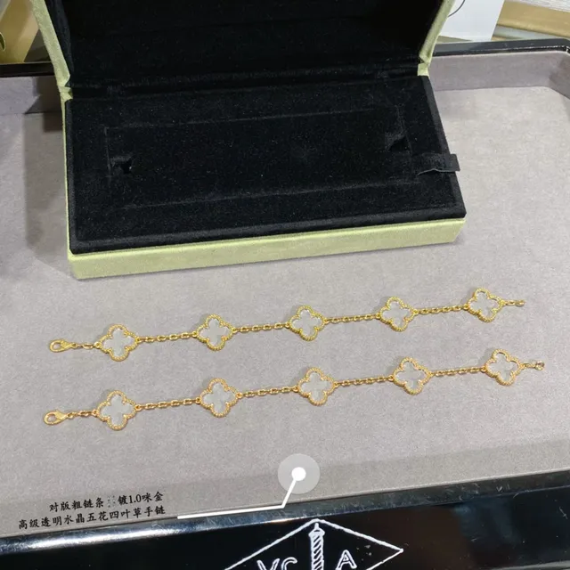 Van Cleef & Arpels Alhambra Cinco Motivos Oro y Cristal Pulsera 8