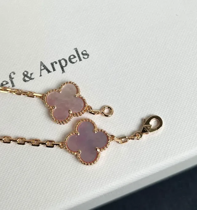 Van Cleef & Arpels Alhambra Five Motif Pink Stone and Pavé Crystal سوار 4