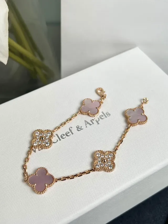 Van Cleef & Arpels Alhambra Five Motif Pink Stone and Pavé Crystal سوار 6