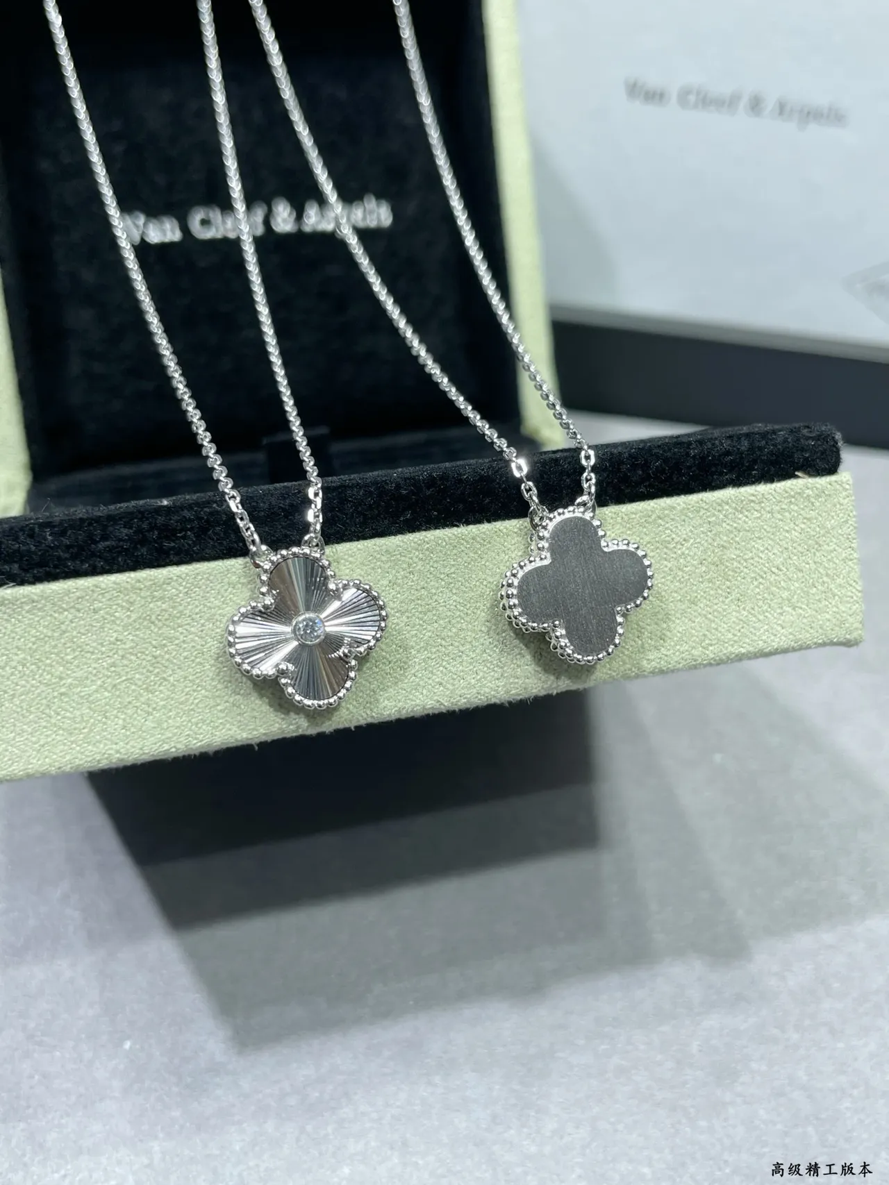 Van Cleef & Arpels Alhambra 四叶草吊坠项链 5