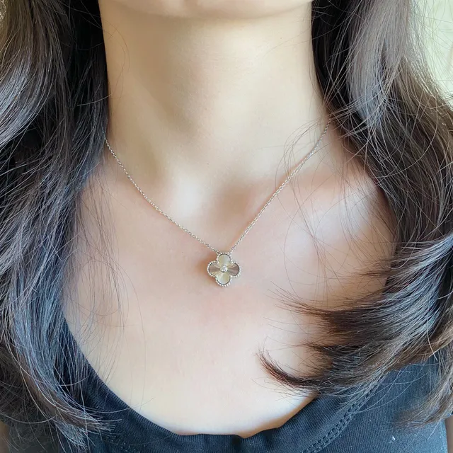 Van Cleef & Arpels Alhambra 四叶草吊坠项链 7