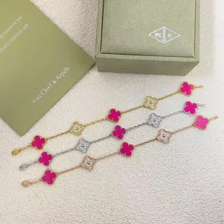 Van Cleef & Arpels 阿罕布拉 紫红色珐琅和镶嵌钻石手链