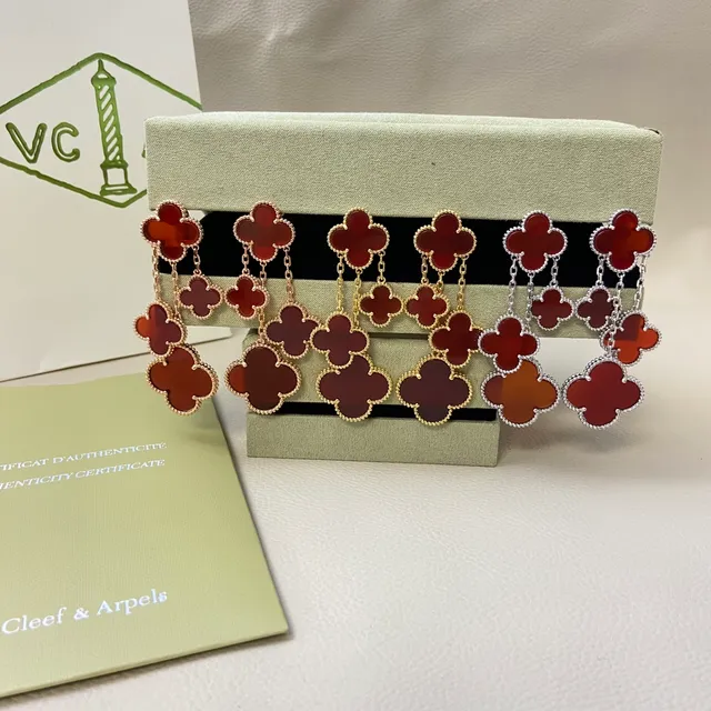 Van Cleef & Arpels Alhambra Triple-Drop 红色宝石耳环 4