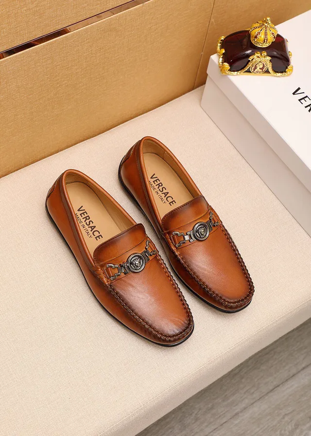 Versace Chain Reaction Medusa Head Leather Loafers 9