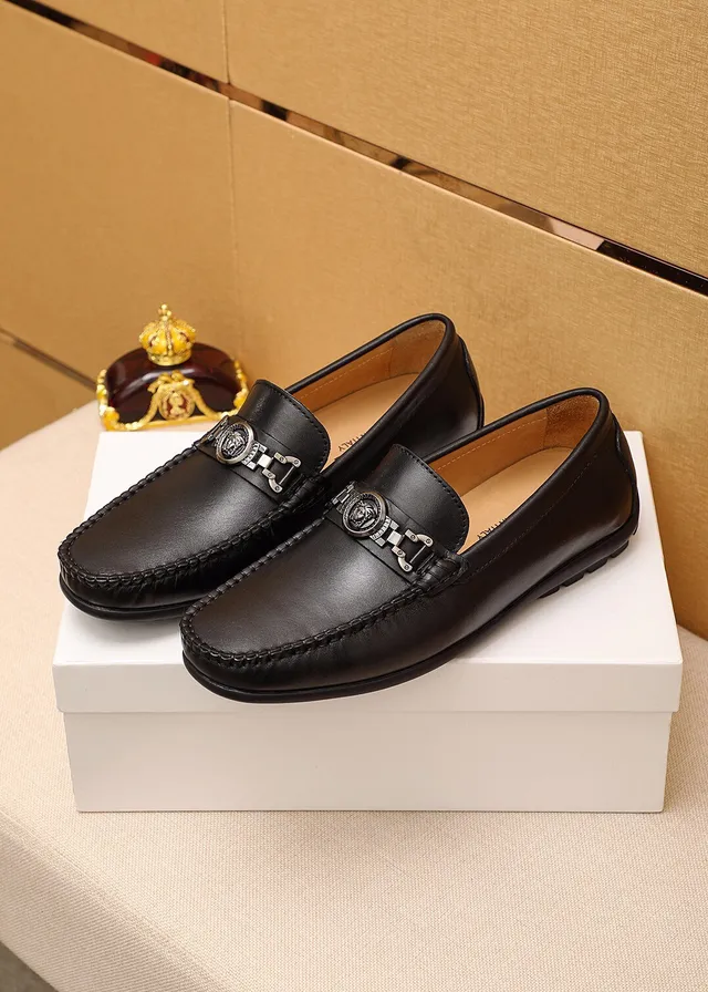 Versace Chain Reaction Medusa Head Leather Loafers 15