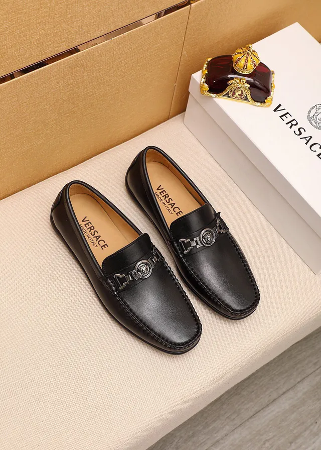 Versace Chain Reaction Medusa Head Leather Loafers 17