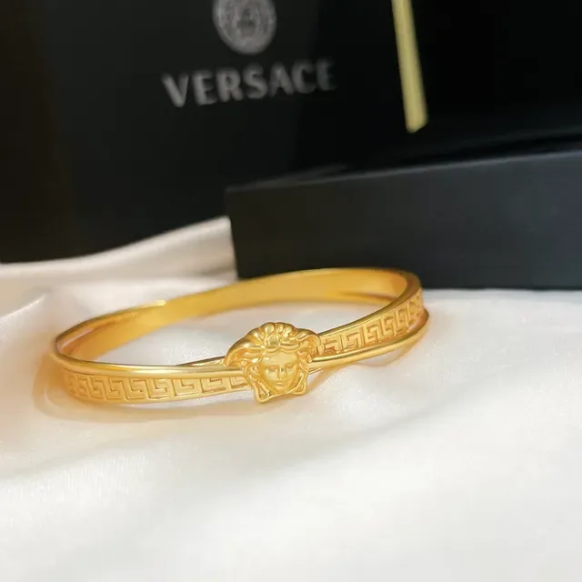 Versace 格雷卡 奥德赛 墨杜莎头 金色调手镯 3