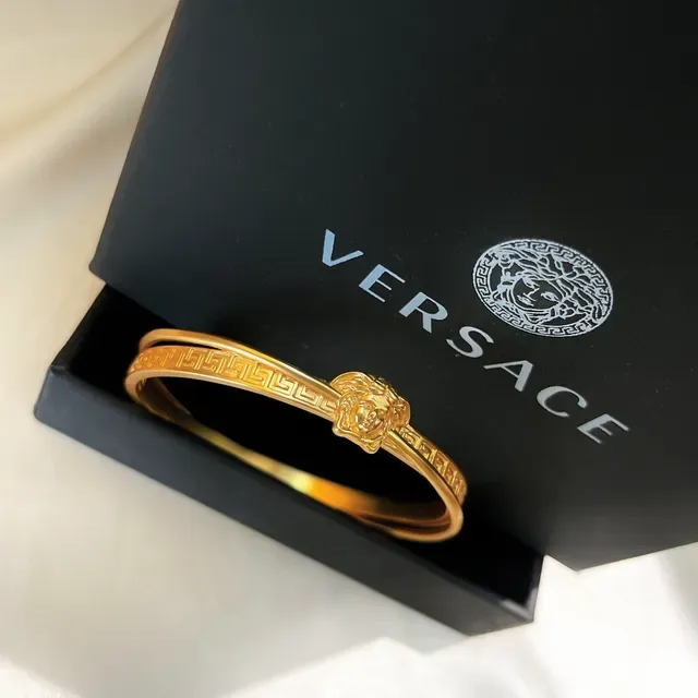 Versace 格雷卡 奥德赛 墨杜莎头 金色调手镯 5