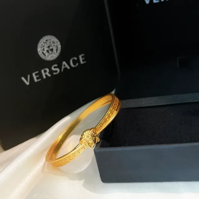 Versace 格雷卡 奥德赛 墨杜莎头 金色调手镯 7