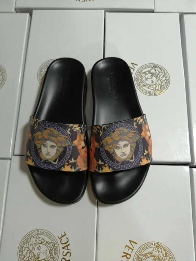 Versace Greca Odissea Medusa-Print 黑色拖鞋 5