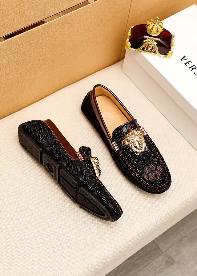 Versace Medusa Black Gold Head Hardware Croc-Embossed Leather Loafer 6