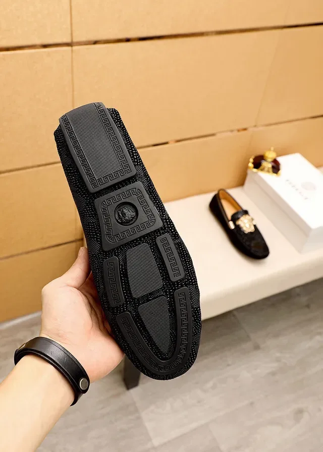 Versace Medusa Black Gold Head Hardware Croc-Embossed Leather Loafer 7