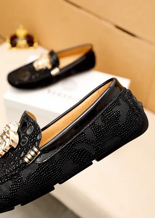 Versace Medusa Black Gold Head Hardware Croc-Embossed Leather Loafer 9