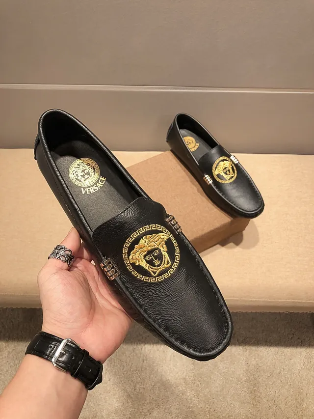 Versace Medusa Mocassins en cuir noir brodés 4