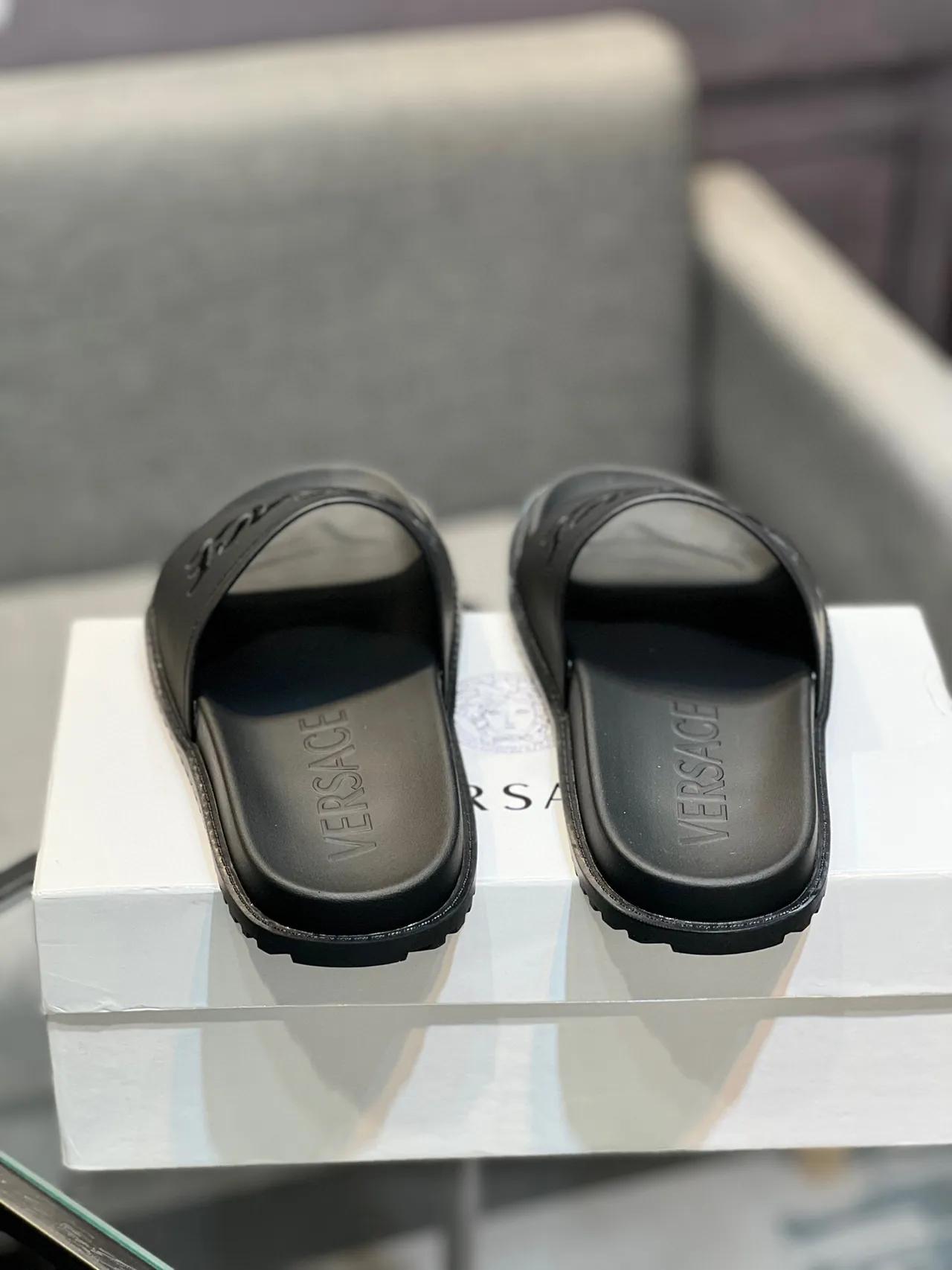 Versace Odissea Pantoufle noire en caoutchouc moulé 8