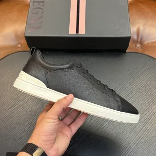 Zegna काला पेबल लेदर लाइफस्टाइल स्नीकर
